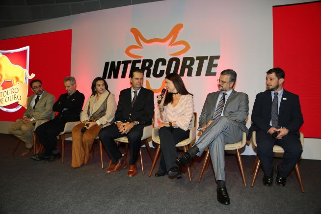 Assessoria Agropecuária é premiada com o Touro de Ouro 2018 no InterCorte